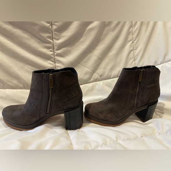 Sorel Dark Brown Blake Leather Bootie - Picture 7 of 11